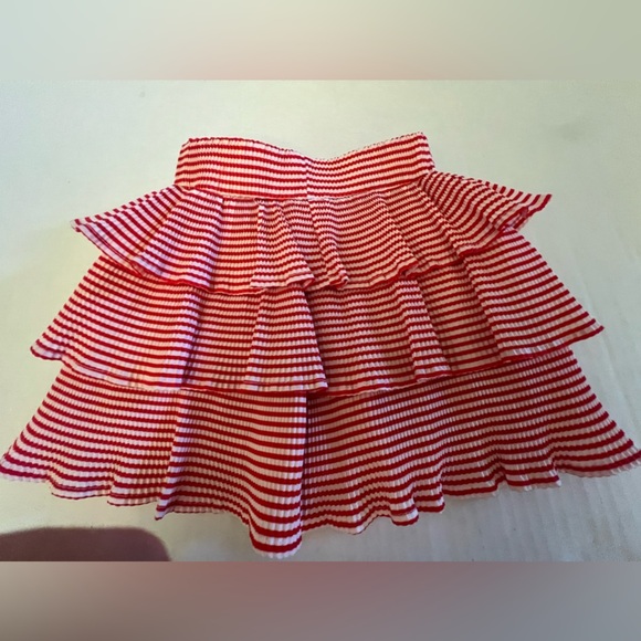 DISNEY MINNIE MOUSE RUFFLED RED AND WHITE SKIRT SIZE 3T. NEVER WORN - Picture 3 of 7